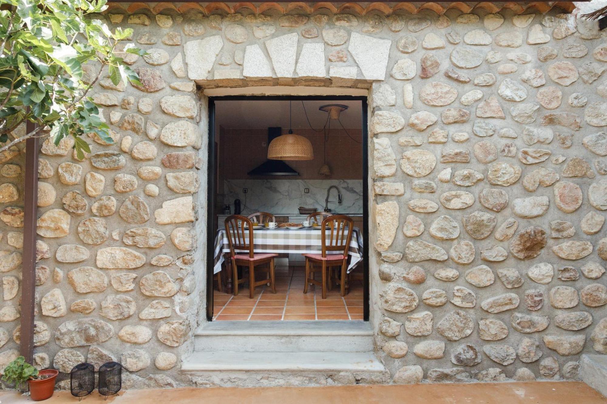 Casa Rural En Candeleda Con Piscina Y Un Maravilloso Jardin Exterior foto