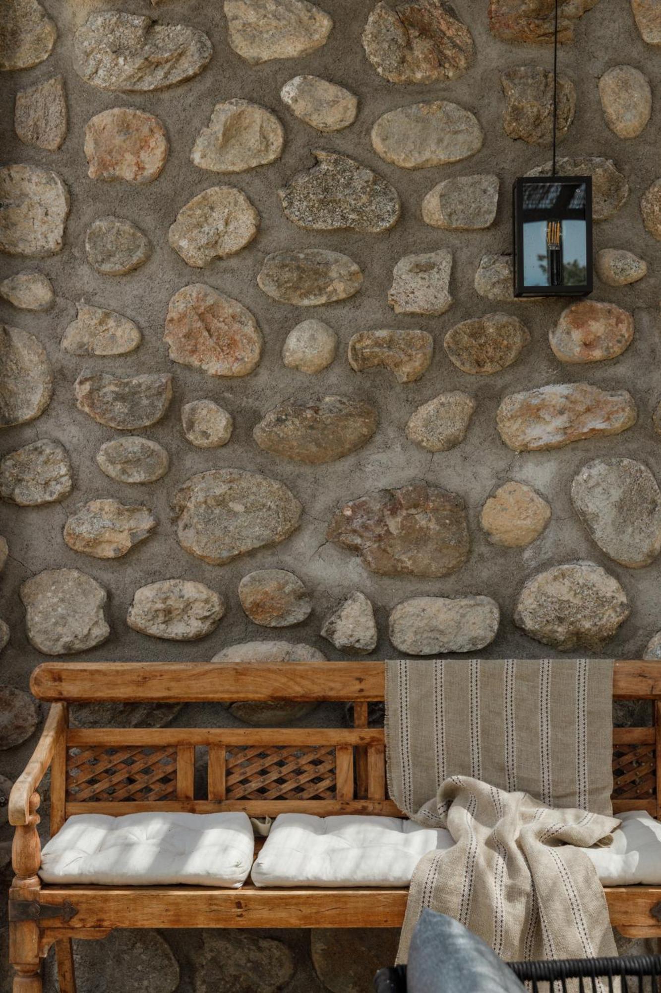 Casa Rural En Candeleda Con Piscina Y Un Maravilloso Jardin Exterior foto